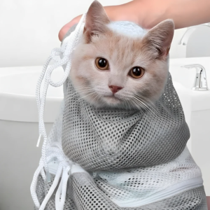 Alternative view of Cat Grooming Mesh Bag with Adjustable Drawstring for Bathing and Care